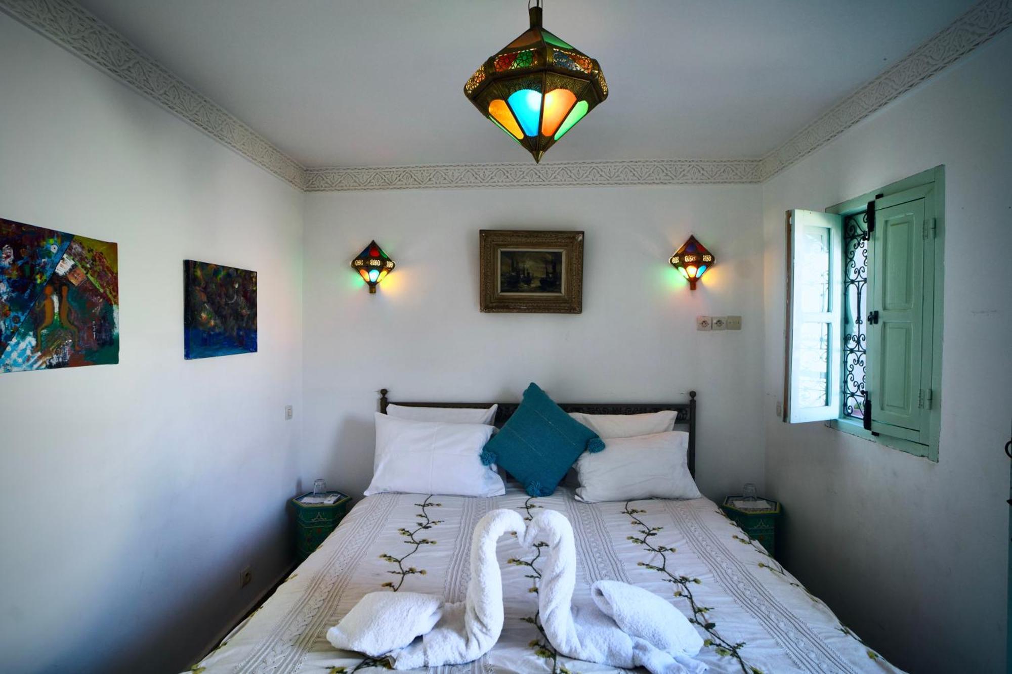 Riad Lumière 2*